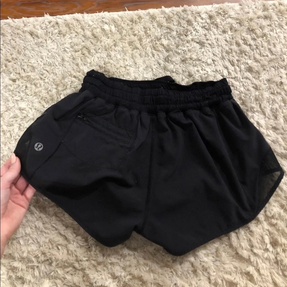 lululemon hotty hot shorts